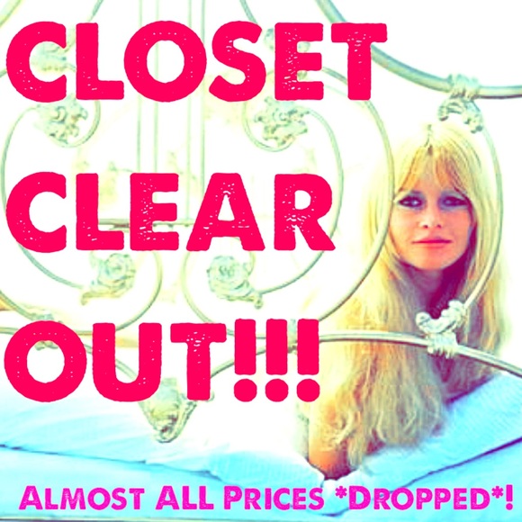 ✨$ave!! CLOSET CLEAR OUT✨ - Picture 2 of 4